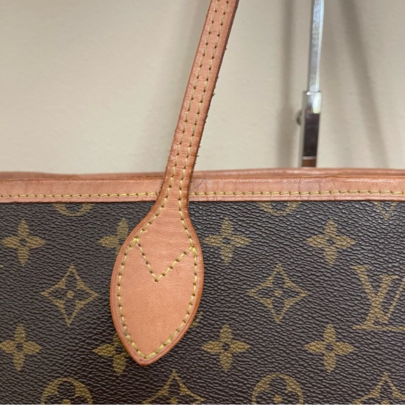 Louis Vuitton Neverfull GM in Monogram - Picture 3 of 14